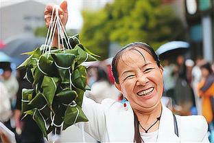 这……谢冬生马拉松夺冠冲线时冲线带被收起，中国香港田径总会致歉